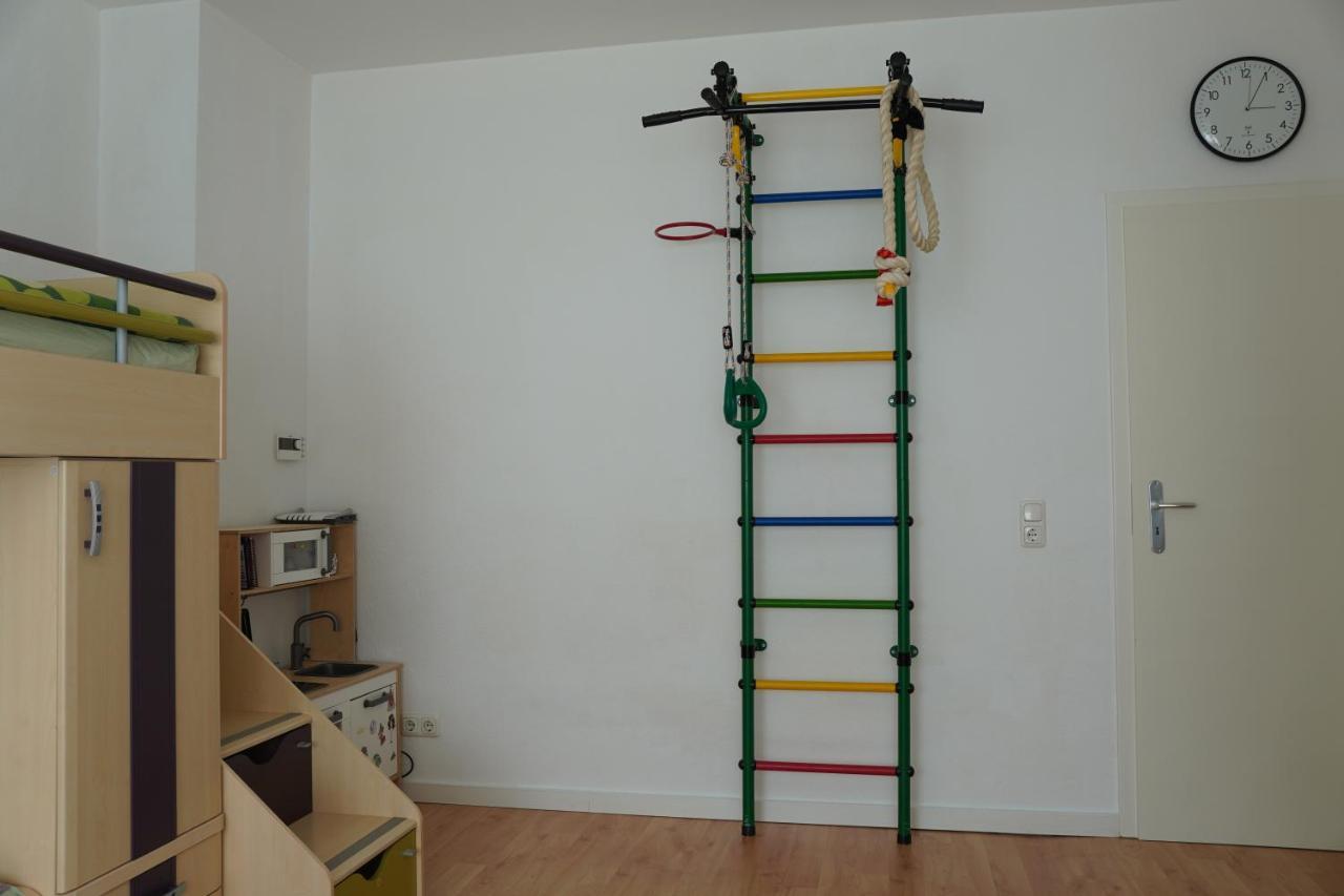 Bright, Spacious Apartment With A Lovely Terrace In The Heart Of Aachen Exterior photo